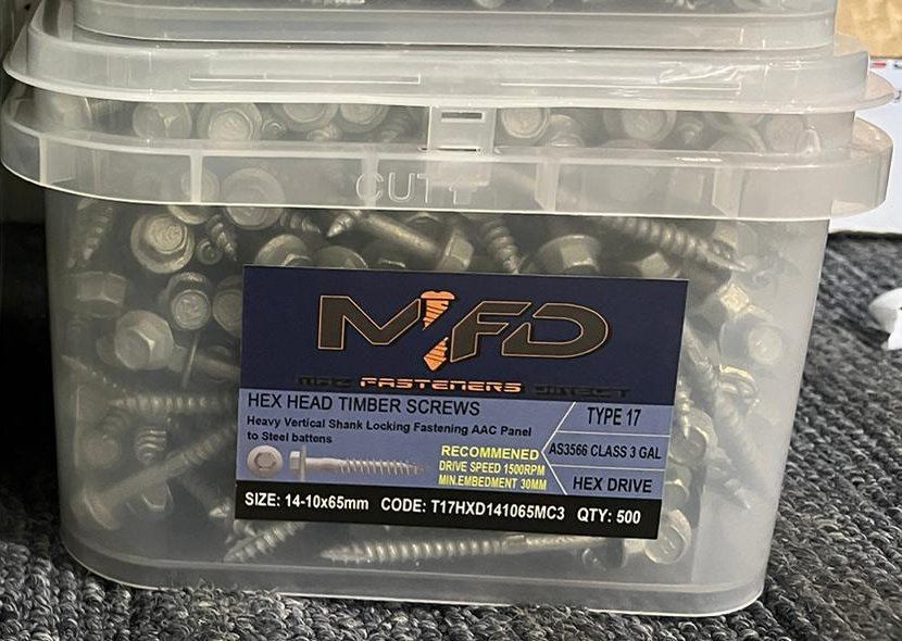 MAZ hex head Type 17 screws 14-10 × 65mm, box of 500 (image: MAZ Fasteners Direct, Eastland-supplied)